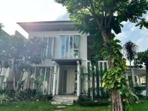 Dijual Rumah Murah di Pakuwon Indah, Dekat Pakuwon Mall Surabaya lokasi di Surabaya Kota, tersedia melalui melalui situs Olx