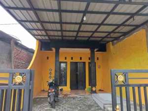 DiJual Rumah Murah Harga Terjangkau Jalan Bendil Jaya Benowo lokasi di Surabaya Kota, tersedia melalui melalui situs Olx