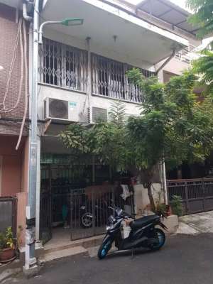 Dijual Rumah Murah Semi Furnished Di Gunung Sahari Jakarta Pusat lokasi di Jakarta Pusat, tersedia melalui melalui situs Olx