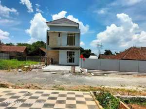 DIjual Rumah MURAH TURUN HARGA Di Mijen Semarang Belakang Koramil lokasi di Semarang Kota, tersedia melalui melalui situs Olx