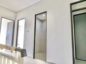 DIJUAL Rumah Pakuwon City, dekat Pakuwon city mall PCM lokasi di Surabaya Kota, tersedia melalui melalui situs Olx