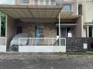 Dijual Rumah Pantai Mentari 2 lantai lokasi di Surabaya Kota, tersedia melalui melalui situs Olx