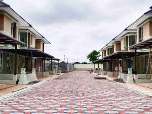 dijual rumah perumahan jl Kaliurang km 7 sleman lokasi di Sleman Kab., tersedia melalui melalui situs Olx