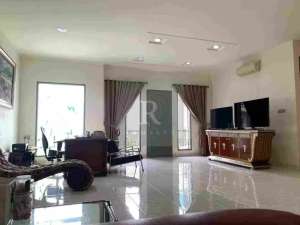 Dijual Rumah Pluit Barat lokasi di Jakarta Utara, tersedia melalui melalui situs Olx