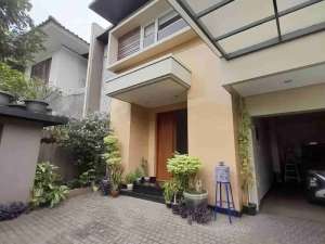 Dijual Rumah Pondok Indah Rumah Moderen Minimalis Jakarta Selatan , tersedia melalui melalui situs Olx