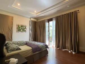 DIJUAL RUMAH PREMIUM KOLAM RENANG MURAH IMPERIAL GOLF SENTUL CITY SSR519 lokasi di Bogor Kota, tersedia melalui melalui situs Olx