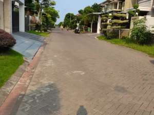 Dijual Rumah Puri Galaxy SurabayaCluster Bamboo Lakes, Lingkungan Eksklusif lokasi di Surabaya Kota, tersedia melalui melalui situs Olx