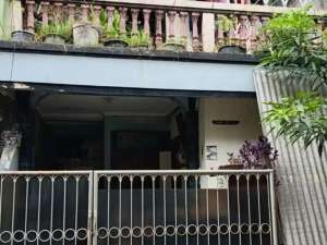 Dijual Rumah Reni Jaya Pamulang Tangerang Selatan lokasi di Tangerang Selatan Kota, tersedia melalui melalui situs Olx