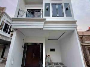Dijual Rumah RooFtop700 an Juta Di Jagakarsa Jakarta Selatan lokasi di Depok Kota, tersedia melalui melalui situs Olx