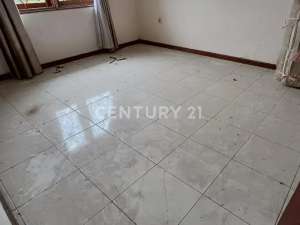 Dijual Rumah Rumah Besar DiBintaroJaya Sektor 3 Bintaro Jaya lokasi di Jakarta Selatan, tersedia melalui melalui situs Olx