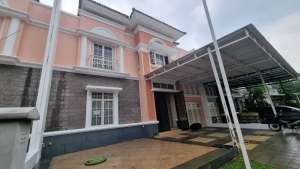 Dijual Rumah Semi Furnished Cluster Menaggio Village Gading Serpong lokasi di Tangerang Kota, tersedia melalui melalui situs Olx