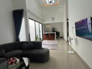 DIJUAL RUMAH SIAP HUNI DI KEDATON DEKAT MALL MBK BANDAR LAMPUNG lokasi di Bandar Lampung Kota, tersedia melalui melalui situs Olx