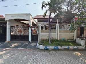 Dijual Rumah Siap Huni Di Perum. Rayyan Regency Wiyung Surabaya lokasi di Surabaya Kota, tersedia melalui melalui situs Olx