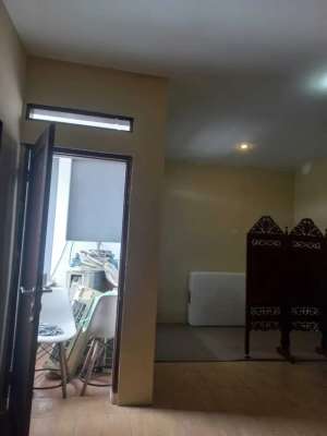 DIJUAL RUMAH SIAP HUNI DI CINANGKA SAWANGANDEPOK lokasi di Jakarta Selatan, tersedia melalui melalui situs Olx