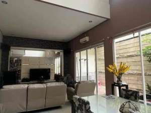 Dijual Rumah Siap Huni Puri Widya Kencana - Citraland lokasi di Surabaya Kota, tersedia melalui melalui situs Olx