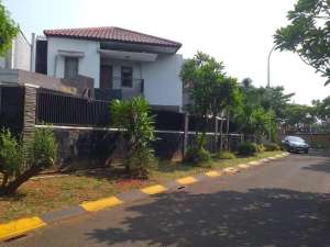 Dijual Rumah strategis lokasi di BSD Puspita lokatidak banjir Teg lokasi di Tangerang Selatan Kota, tersedia melalui melalui situs Olx