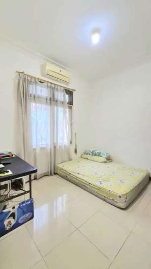 Dijual Rumah Strategis Nyaman di Rawamangun, Jakarta Timur lokasi di Jakarta Timur, tersedia melalui melalui situs Olx