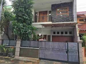Dijual Rumah Strategis Siap Huni di Rawamangun Jakarta Timur lokasi di Jakarta Timur, tersedia melalui melalui situs Olx