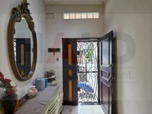 DIJUAL RUMAH TAMAN KEDOYA BARU lokasi di Jakarta Barat, tersedia melalui melalui situs Olx