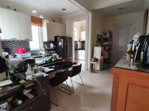 Dijual Rumah Tebet Timur Dalam Raya, Lokasi Strategis - Harga Nego lokasi di Jakarta Selatan, tersedia melalui melalui situs Olx