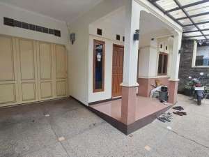 Dijual Rumah Terawat BuahBatu dalam Komplek Kawasan Kosan lokasi di Bandung Kota, tersedia melalui melalui situs Olx
