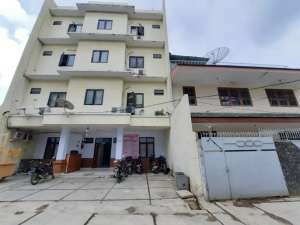 Dijual Rumah Tua di Hayam Wuruk samping Holland bakery, 100m ke halte TJ Sawah Besar lokasi di Jakarta Barat, tersedia melalui melalui situs Olx