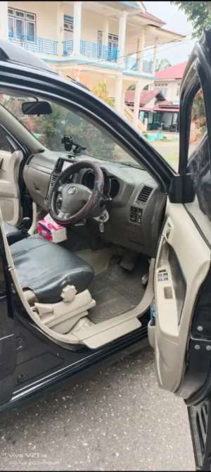 Jual bekas dijual rush 2011 nego,lokasi di Muaro Jambi Kab.