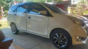 Jual bekas Dijual santai daihatsu sigra type r deluxe matic 2018,lokasi di Gowa Kab.