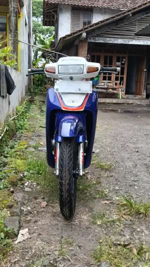 Jual bekas dijual satria ru tahun 2000 6 speed,lokasi di Pakem