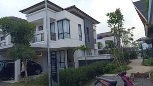 Dijual Semifurnish Rumah asri terawat di Podomoro Park Bandung lokasi di Bandung Kota, tersedia melalui melalui situs Olx