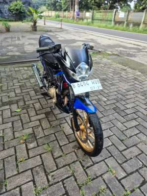 Jual bekas Dijual Suzuki Satria FU tahun 2010 surat lengkap pajak hidup,lokasi di Tangerang Selatan Kota