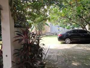 Dijual Tanah bonus Kost - Kostan di Bintaro lokasi di Jakarta Selatan, tersedia melalui melalui situs Olx