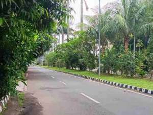 Dijual Tanah Bonus Rumah di Komplek Billy Moon Pondok Kelapa Duren Sawit lokasi di Jakarta Timur, tersedia melalui melalui situs Olx