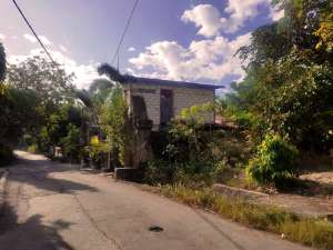 Dijual Tanah dan Bangunan lokasi di Kupang Kota, tersedia melalui melalui situs Olx