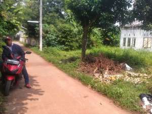 Dijual Tanah Darat SHM pinggir jalan dekat Gerbang Komplek Setu Bekasi lokasi di Bekasi Kab., tersedia melalui melalui situs Olx