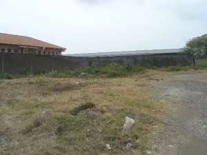 Dijual Tanah Datar , Siap Bangun dan Strategis ,Harga Murah di Jalan Soekarno Hatta Semarang. lokasi di Semarang Kota, tersedia melalui melalui situs Olx