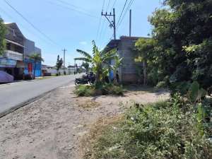 DIJUAL TANAH DI DAGEN JATEN COCOK UNTUK GUDANG lokasi di Karanganyar Kab., tersedia melalui melalui situs Olx