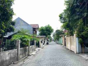 DIJUAL TANAH EXCLUSUVE KAWSAN MAHASISWI UGM BU -BU PUGONG lokasi di Yogyakarta Kota, tersedia melalui melalui situs Olx