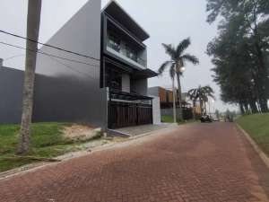 Dijual Tanah Kavling Boulevard 10x20 di Amalfi Village, Gading Serpong lokasi di Tangerang Kota, tersedia melalui melalui situs Olx