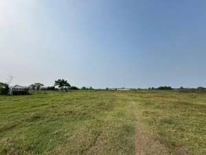 DIJUAL Tanah Komersial di Serang Timur, BantenLokasi sangat strategis karena dekat dengan Tolltepat di pinggir jalan lokasi di Serang Kota, tersedia melalui melalui situs Olx