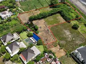 Dijual Tanah LosPantai dengan Vila di SekitarnyaPadang Galak, Sanur, Denpasar, Bali lokasi di Denpasar Kota, tersedia melalui melalui situs Olx
