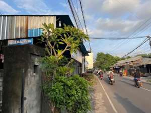 DIJUAL TANAH LUASAN KECIL PINGGIR JALAN RAYA MUNGGU TANAH BONUS BANGUNAN WARUNG lokasi di Kab. Badung, tersedia melalui melalui situs Olx