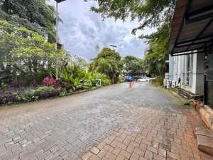 Dijual tanah murah buat perumahan dan apartemen di dekat tol brigif jakarta selatan lokasi di Depok Kota, tersedia melalui melalui situs Olx