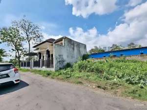 Dijual Tanah SHM Dekat Bandara AdisutjiptoStadion Maguwoharjo Sleman lokasi di Sleman Kab., tersedia melalui melalui situs Olx