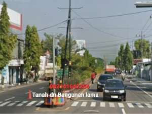 Dijual TanahBangunan Lama, Urip Sumoharjo KOTA MADIUN Strategis lokasi di Madiun Kota, tersedia melalui melalui situs Olx