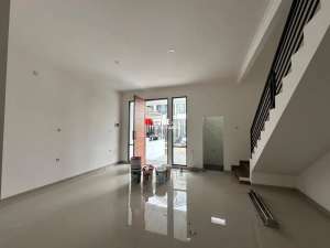 Dijual townhouse 2 lantai ready stok lokasi simpang Patal Palembang lokasi di Palembang Kota, tersedia melalui melalui situs Olx