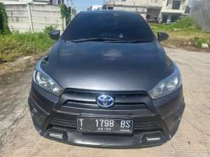 Jual bekas Dijual Toyota Yaris TRD Sportivo AT 2015 grey,lokasi di Jakarta Timur