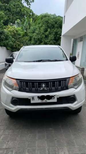 Jual bekas Dijual Triton HDX MT 4x4 Double cabin mau ganti mobil listrik,lokasi di Semarang Kota