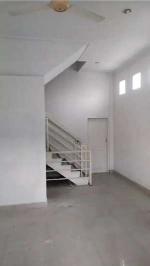 DijualTURUN HARGARuko siap huni di tengah Kota Medan lokasi di Medan Kota, tersedia melalui melalui situs Olx