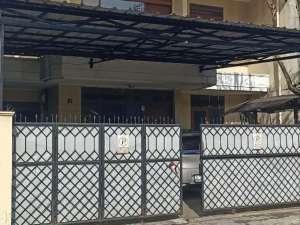 Dijual Unit Rumah Second Beserta Kos Kosannya Didekat Trans Studio lokasi di Bandung Kota, tersedia melalui melalui situs Olx